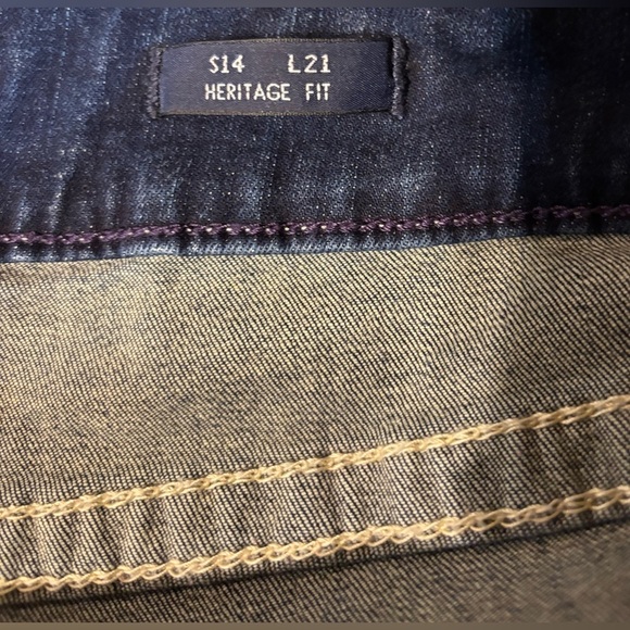 Vigoss Women’s Capri Jeans Size 14 Heritage Fit Dark Wash Embroidered Pockets - Picture 5 of 6